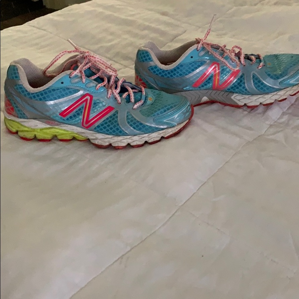 New balance running shoes